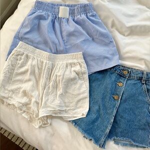 Bundle - 2 shorts and 1 denim skort in excellent condition